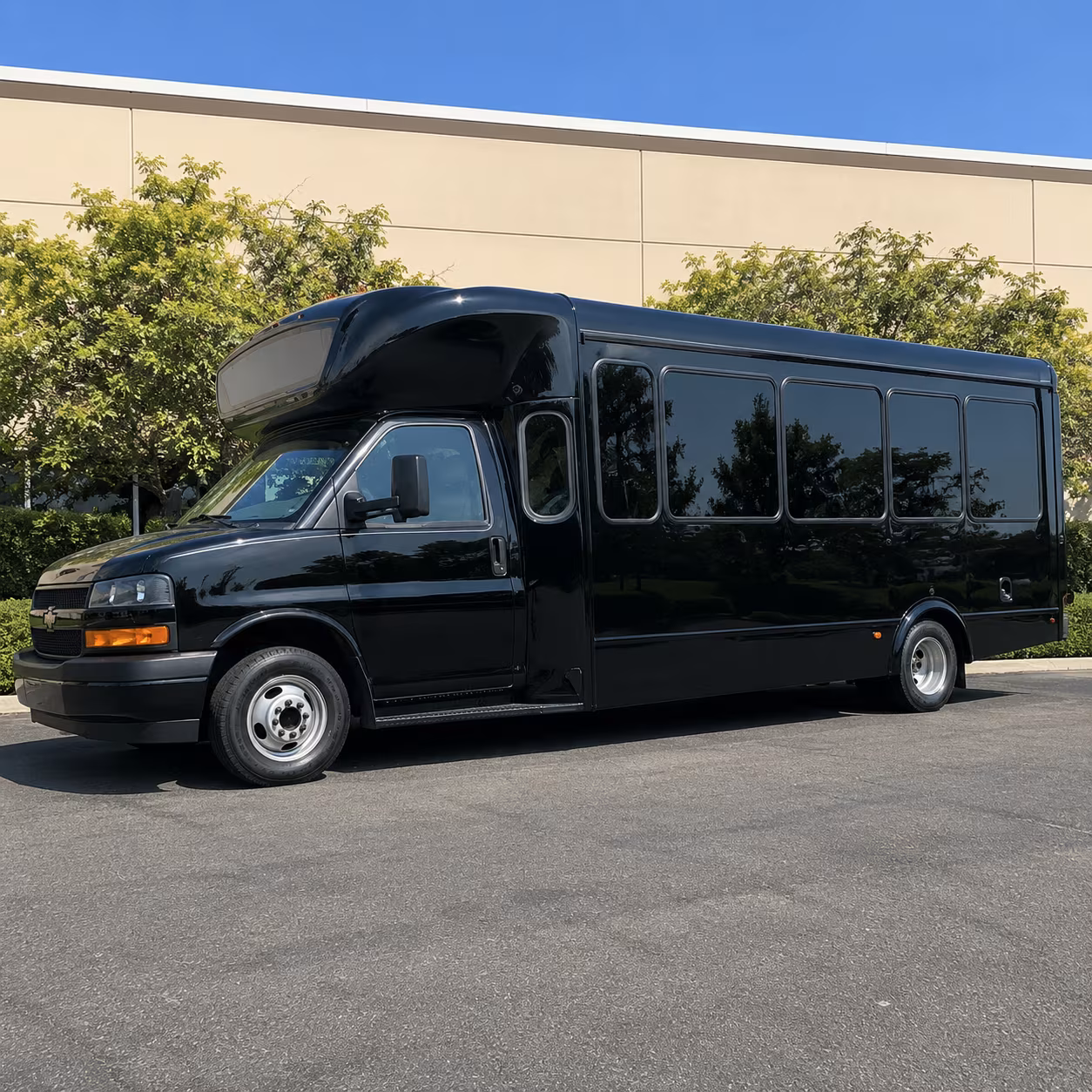 grand rapids new years eve party bus rental
