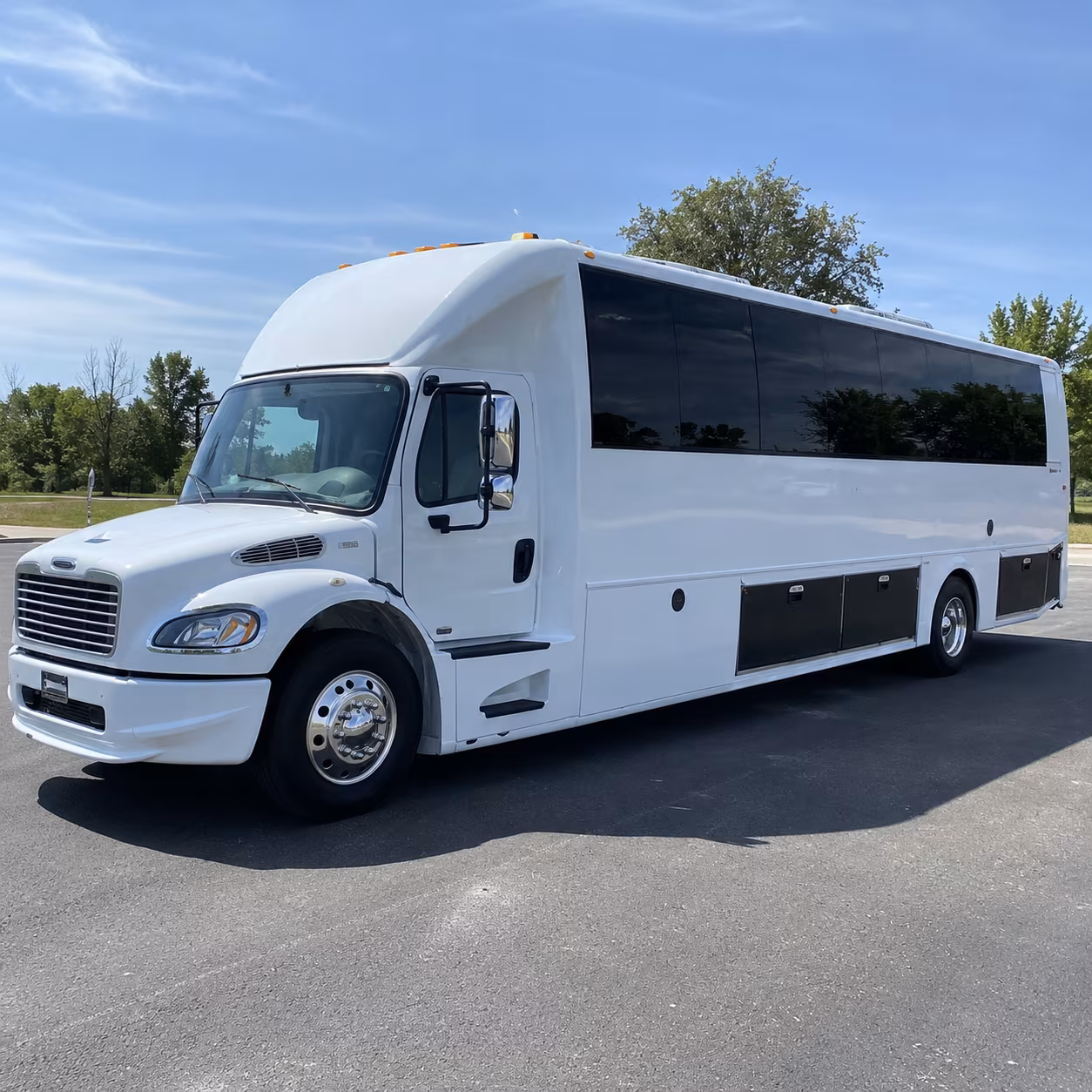 holland 40 passenger party bus