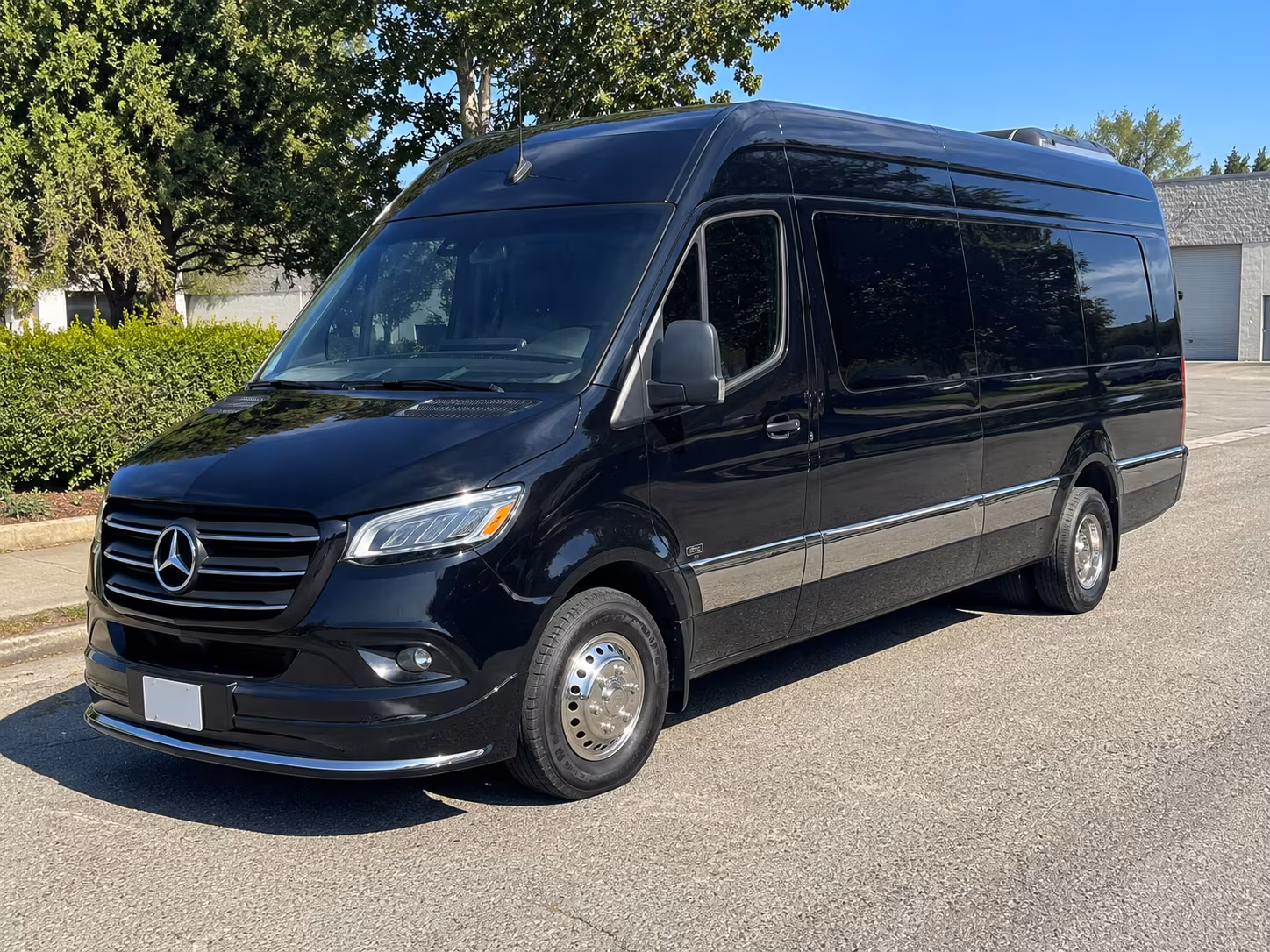 holland efficient and timely transportation for holland winery tours