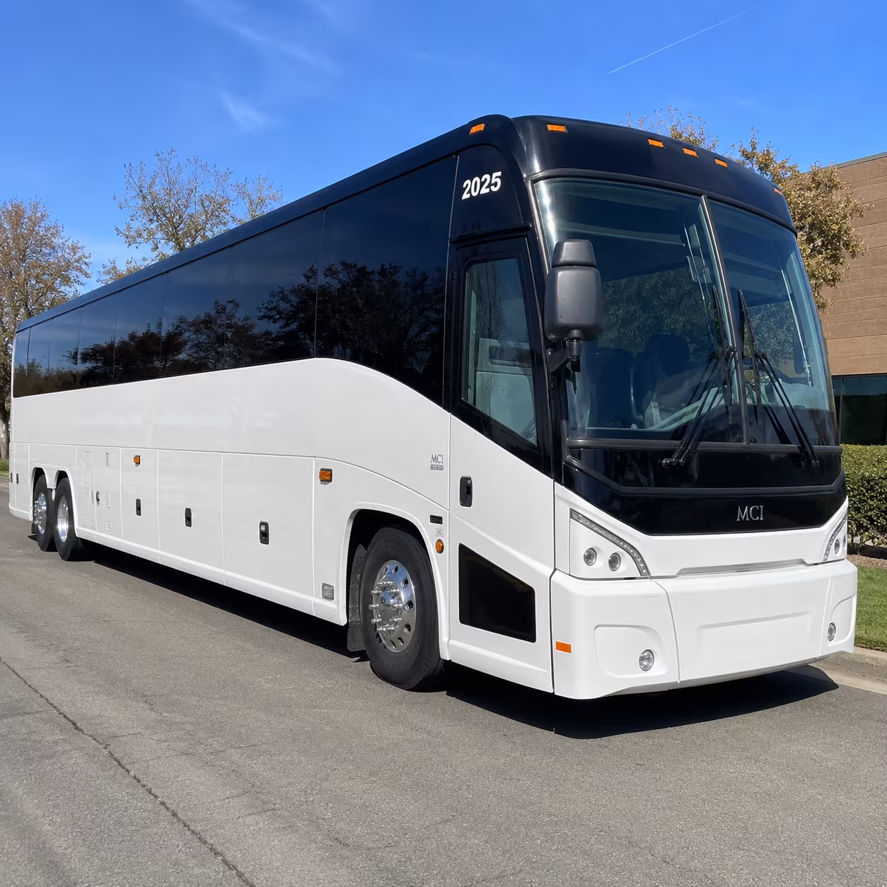 kentwood corporate shuttle buses for kentwood businesses