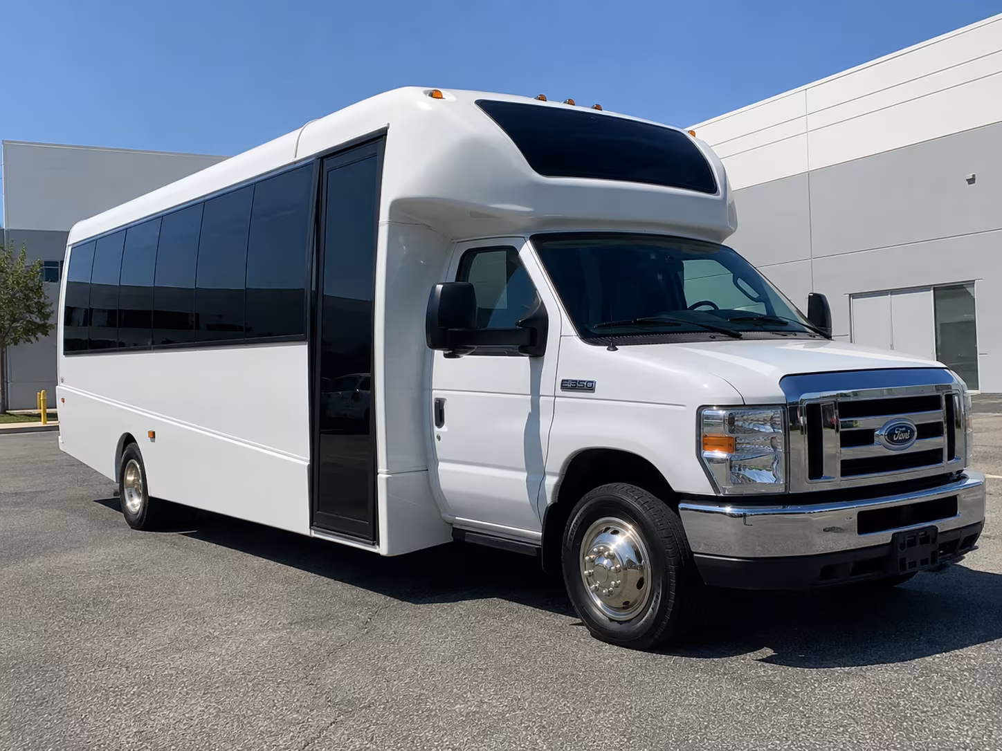 kentwood easy kentwood wedding shuttle bus rentals