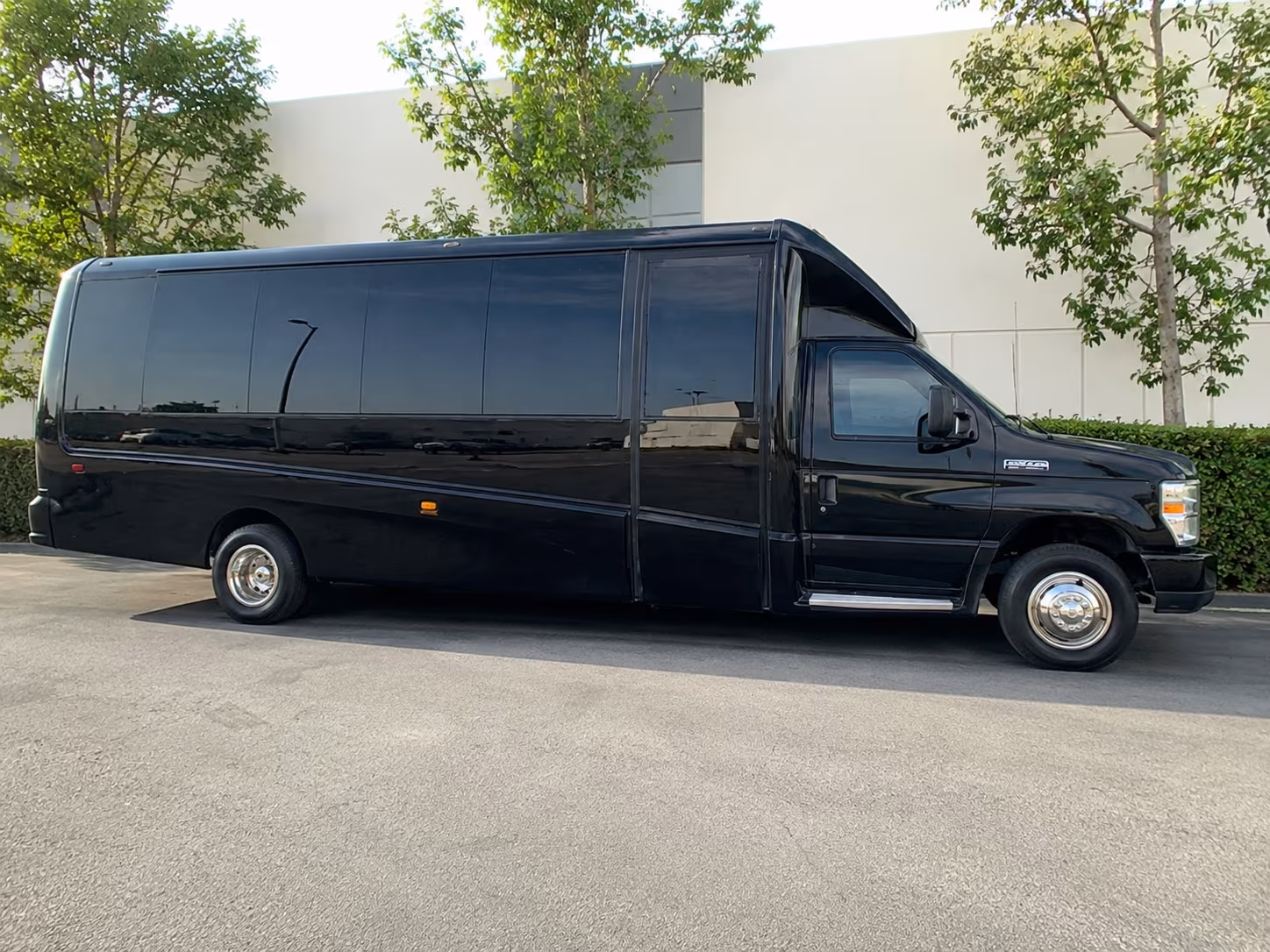lakeshore wine country tours from grand rapids