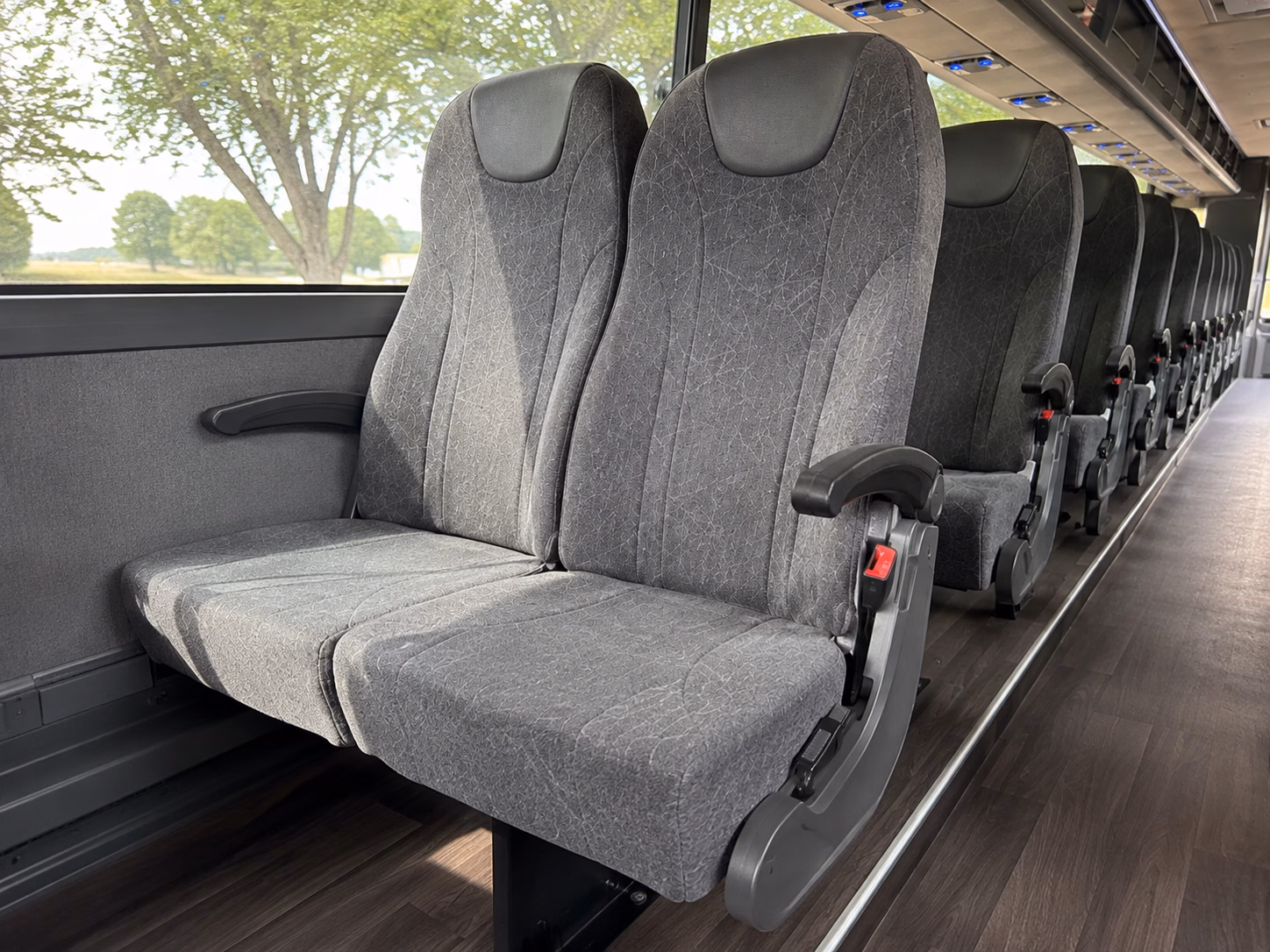lansing professional lansing school field trip charter bus rentals