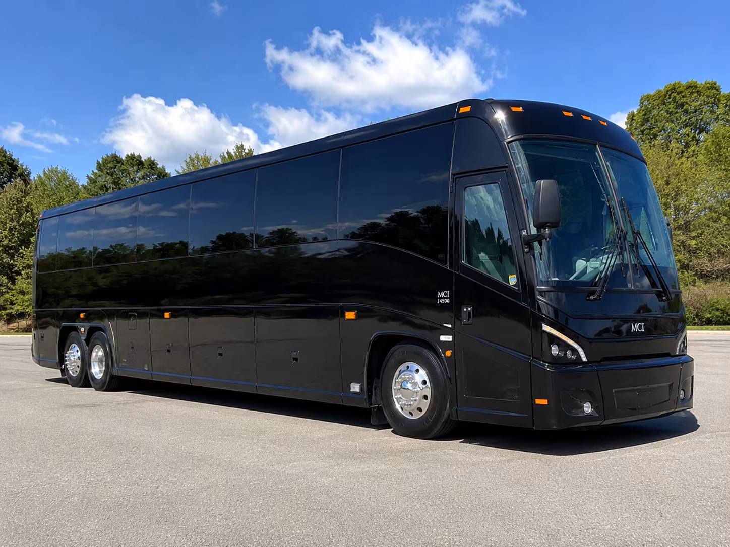 muskegon bus rentals