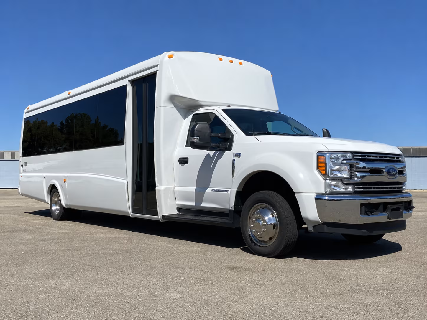 muskegon travel to muskegon concerts on a charter bus rental
