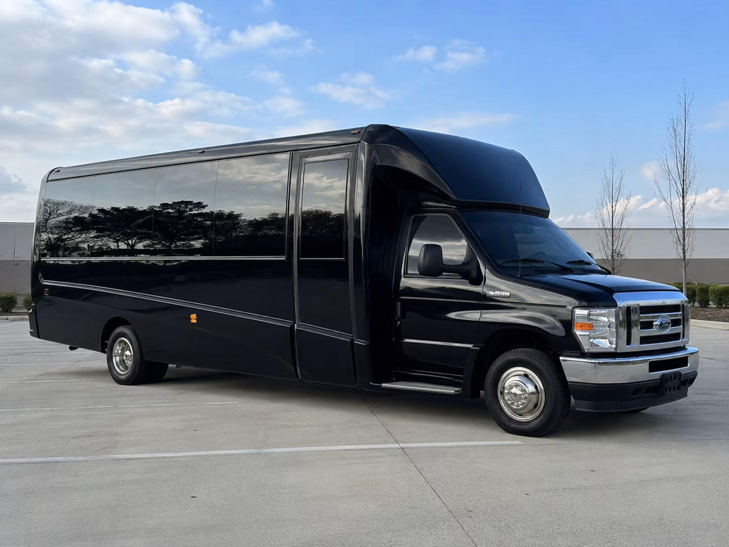 shuttle your guests between downtown hotels and your venue with ease