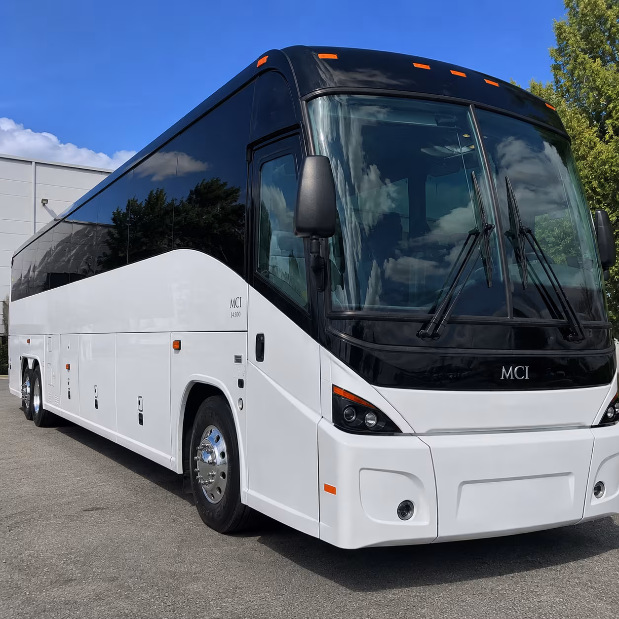 wyoming charter bus