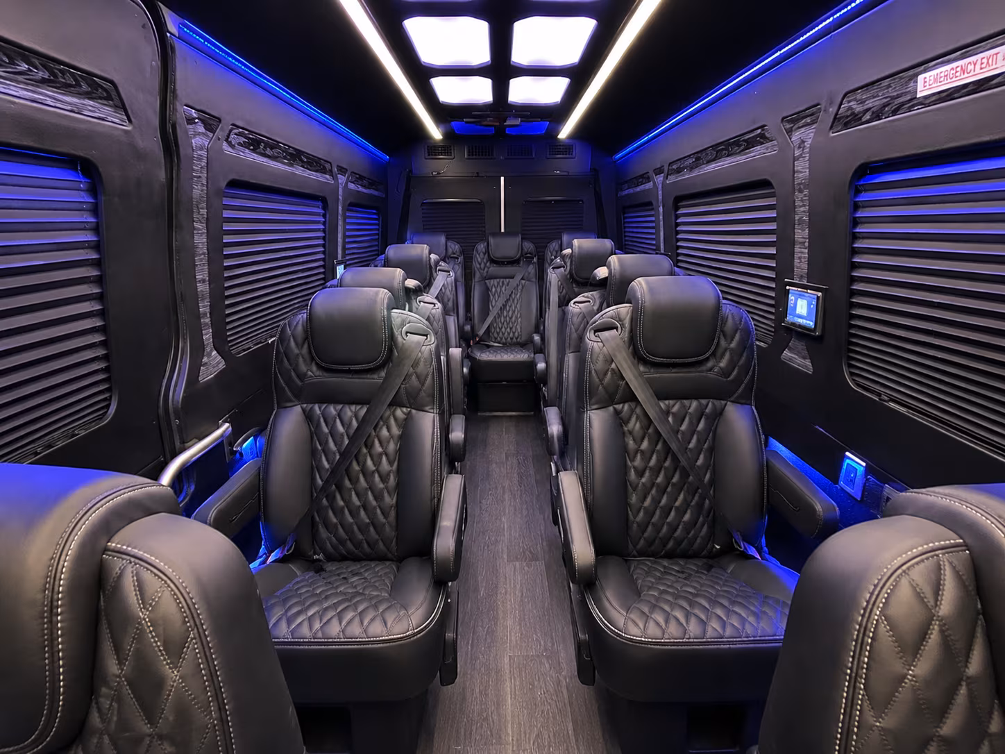wyoming professional employee shuttle bus rentals in wyoming